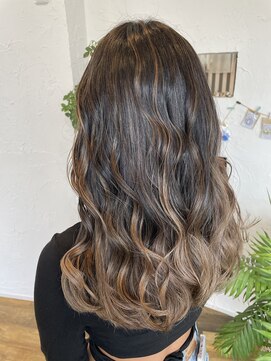 ソンリエ 青竹店(SONRiE) 外国人スタイルバレイヤージュ