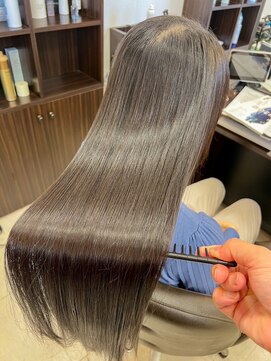 アンノウン(UNKNOWN) 【髪質改善矯正ストレート】