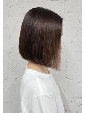 オウンバイジゼル(own by GiseL) 前下がりボブ