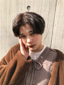 エトラ 渋谷店(etora) センターパート　グレージュ