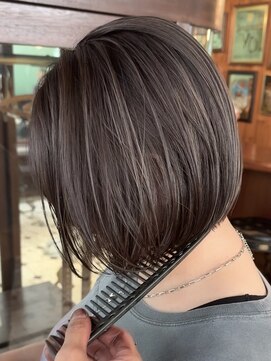 スリー(three) 大人ハイライト