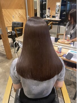 トラ バイ プティパ(Tora by petit pas) 艶感たっぷりココアブラウン！