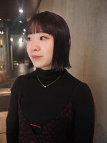 カシ 中目黒(CASI)&nbsp;ボルドーカラー/モードヘア/バッサリカット/ボブ