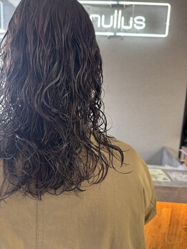 ヌル ヘア デザイン(nullus hair desigh) 【nullus】ゆるふわウェーブ×艶カラー