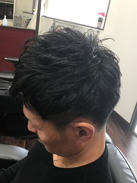 カルムンド バイ トコヘイ(CALMUNDO by TOKOHEI) ピンパーマで作るラフ感ショートマッシュ