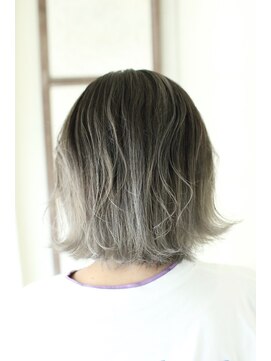 シェリー アン(cherie un) シルバーバレイヤージュ