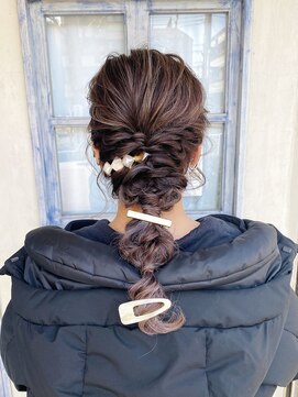 エイミーバイアフロート(amie by afloat) ◇ 編み込み多め☆ダウンスタイルアレンジ