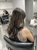 レディアル 大宮(REDEAL) コントラストハイライト