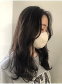 オリーブベージュ