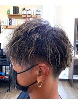 アジト オブ ヘア(Ajito of hair)&nbsp;ツイスパ&メッシュキャップブリーチ