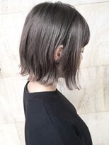 ランプ(Lamp) くびレイヤーグレーベージュニュアンスカラー白髪染め白髪ぼかし