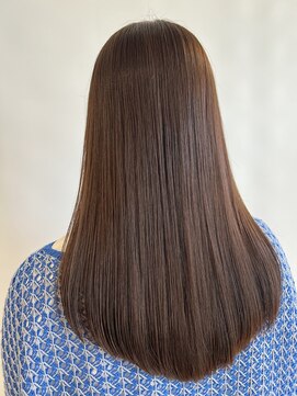 クララ トヨハシ(CLALA Toyohashi) グレージュカラー