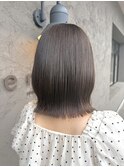 ミントグレージュ