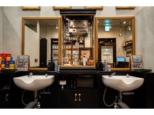 男の【遊び心】くすぶる理容室