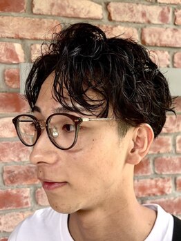 多彩なパーマ、スタイルもお任せ！似合わせ×トレンド◎