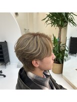 ラ ポルト ドゥ サワ(La Porte de SAWA)&nbsp;長野市美容室/ハイトーン×フェザーショート