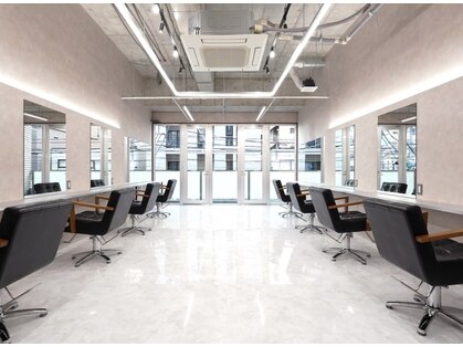 メンズサロン キング 心斎橋店(Men’s salon K!ng)の写真