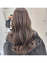 アディション 新宿(ADITION)&nbsp;【韓国】艶感ハイライトミルクティーグレージュレイヤーカット