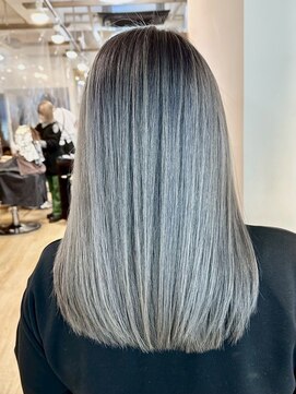 ブリッツ レボ(BLITZ-REVO) 着物ヘア/ダークアッシュ/ミディアムレイヤーカット/柏駅