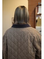 チャプター 問屋町(chapter)&nbsp;髪質改善外はねボブブロンドベージュアンブレラカラー韓国ヘア