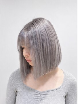 アンチェ(Anche) シルバーグレージュ×ボブ