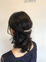 リュニック(l'unique)&nbsp;ミディアムハーフアップ