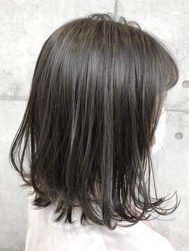 リーホリエ(Lee Horie) 【kanna】グレージュカラー