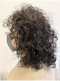 【新宿ペネロープ】ミディアムスパイラルパーマスタイル担当 RYO