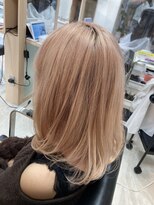 アール ヘアーアンドメイク Nouveau厚木店(R Hair&Make) ピンクベージュ