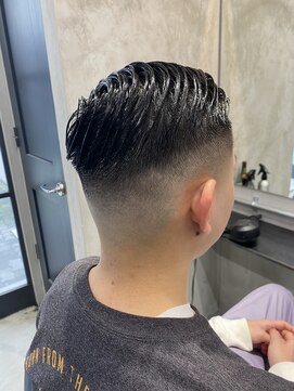 エフエム 明大前(FM) バーバー 大人気No. 1ショートアップバング×ツーブロック