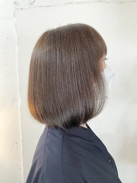 カゼ ダイカンヤマ Kaze DAIKANYAMA 20代30代40代ツヤ出し白髪染めボブ