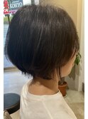 ショートボブ