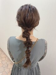 結婚式お呼ばれヘアアレンジ