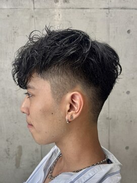 フイ 代々木(Hui) ハイトーンカラー/マッシュパーマ/アースカラー/men's/