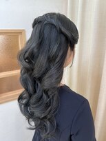 ソノ(sono)&nbsp;ハーフアップ　結婚式ヘアセット　巻き髪　パーティヘア