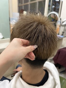 シュウ 西尾店(Shu) くすみベージュ