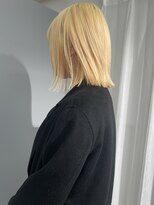 スウィープ(sweep)&nbsp;抜きっぱなしブロンド/ブリーチ/ハイトーン/ボブ/ハイトーンボブ