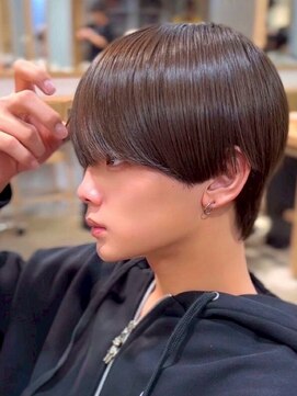 ナチュラル 渋谷(NATURAL) フェザーパーマ/スパイキーショート/サーフカール[メンズ/渋谷]