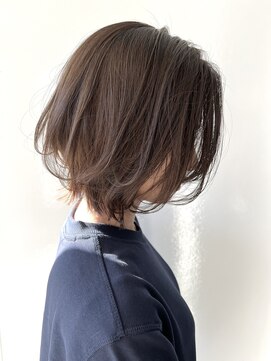 【レイヤーボブ】×【質感グレー】