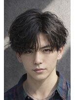 ブラン 池袋(BLANC)&nbsp;コンマフェザーパーマ　ラウンドマッシュ