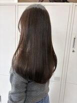 クロムス(clomus) 自然にまとまる上品ロングヘア