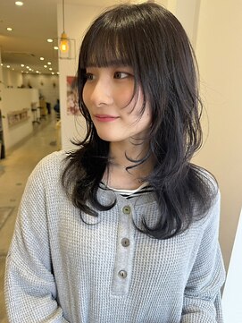カシータヘアー(Casita hair) 透明感シアーグレージュ/レイヤーカット/ウルフレイヤー