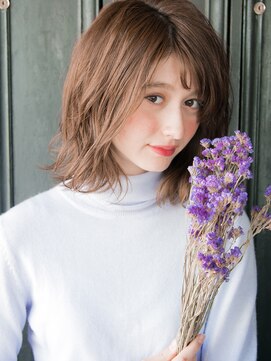 リリアン 青山(relian) 透明感のあるミルクティーベージュカラー