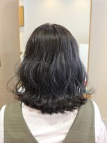 ヘアメイクミワ(HAIR+MAKE MIWA) ネイビーアッシュ