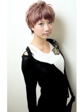 ヘア デザイン リスク(HAIR DESIGN RISK) 【RISK 高橋勇太】三鷹 カットが上手いハイトーンベリーショート