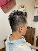 刈り上げアップバング