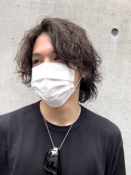 アーリー(Ali'i) 波巻きスパイラルパーマウルフセンターパート