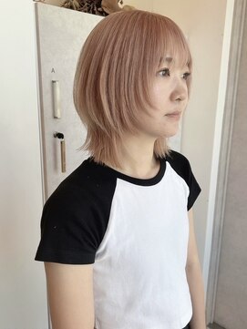 ガレリアエレガンテ 多治見店(GALLARIA Elegante) ミディアムウルフ レイヤースタイル 中崎