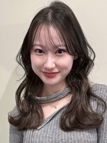 ユニコ(unico)&nbsp;韓国風/レイヤー/小顔/前髪カット/髪質改善/グレージュ/透明感