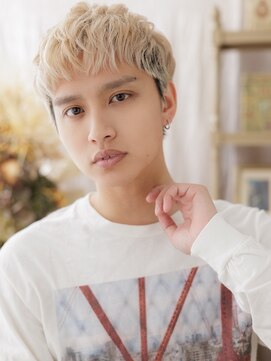 カバーヘア ブリス 志木南口駅前店(COVER HAIR bliss) ブリーチデザイン波打ちパーマ金髪マッシュa志木10代20代30代